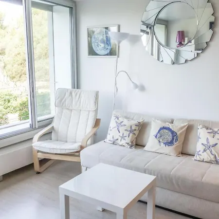 Athena Residence-3 By Interhome * バンドール