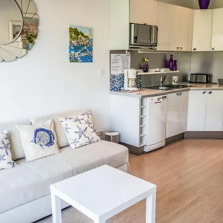 Athena Residence-3 By Interhome Apartment *