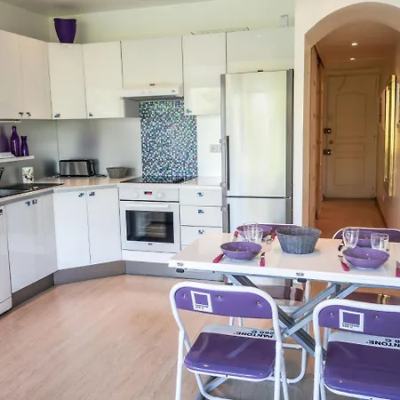Athena Residence-3 By Interhome Apartment